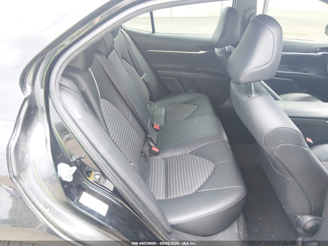 45038690 :رقم المزاد ، JTNB11HK3J3018733 vin ، 2018 Toyota Camry Se مزاد بيع