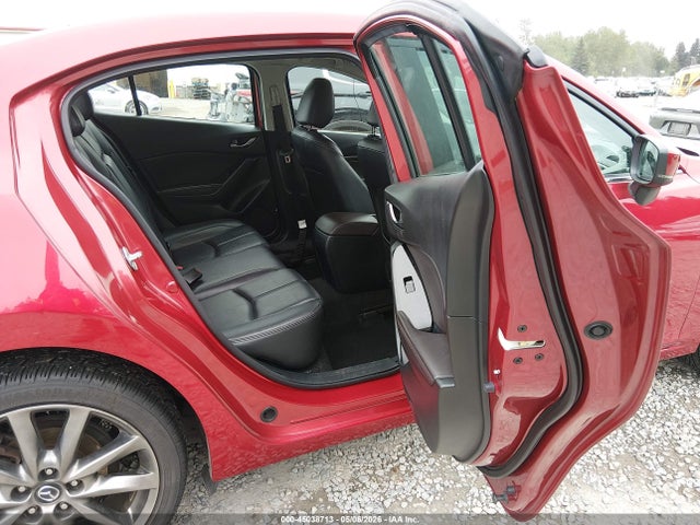 Mazda Mazda3 Touring 2018 3MZBN1V32JM238026 Image 8