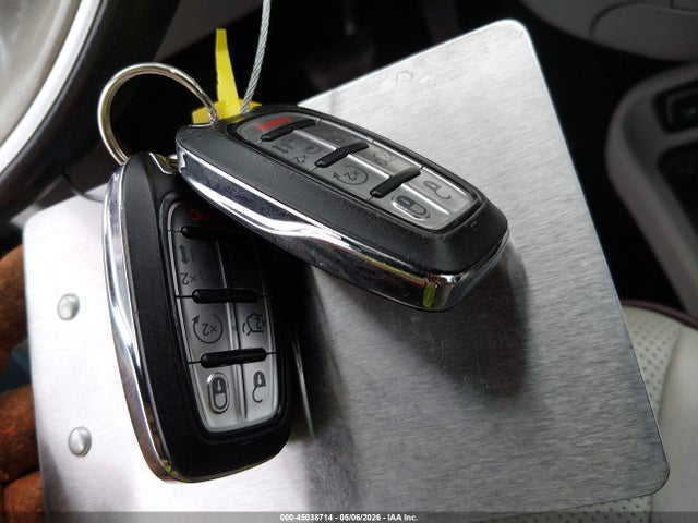 45038714 :رقم المزاد ، 2C4RC1GG0KR731561 vin ، 2019 Chrysler Pacifica Limited مزاد بيع