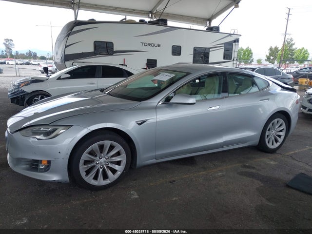 Tesla Model S 60/70/75/85 2016 5YJSA1E16GF176656 Image 13