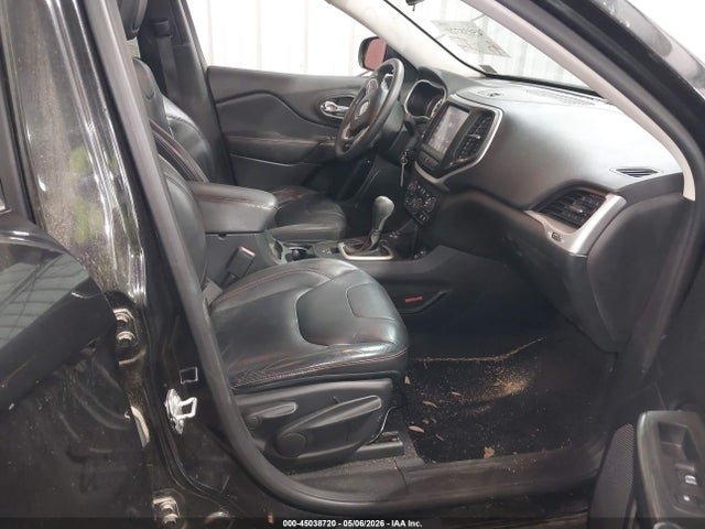 Продажа на аукционе авто 2016 Jeep Cherokee Trailhawk, vin: 1C4PJMBS2GW124537, номер лота: 45038720