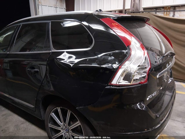 2015 Volvo Xc60 T5 Premier მანქანა იყიდება აუქციონზე, vin: YV440MDK0F2688077, აუქციონის ნომერი: 45038755