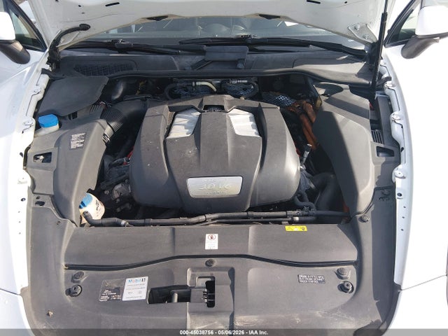 Auction sale of the 2012 Porsche Cayenne Hybrid S, vin: WP1AE2A23CLA93728, lot number: 45038756