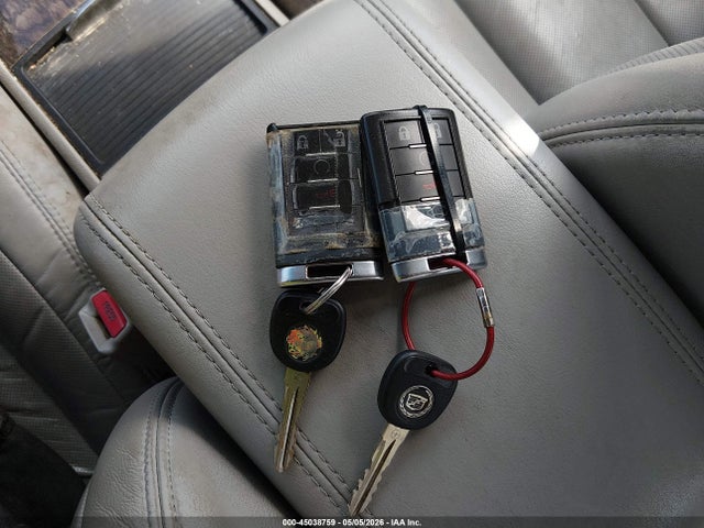 45038759 :رقم المزاد ، 1G6KD57Y08U108373 vin ، 2008 Cadillac Dts 1sc مزاد بيع