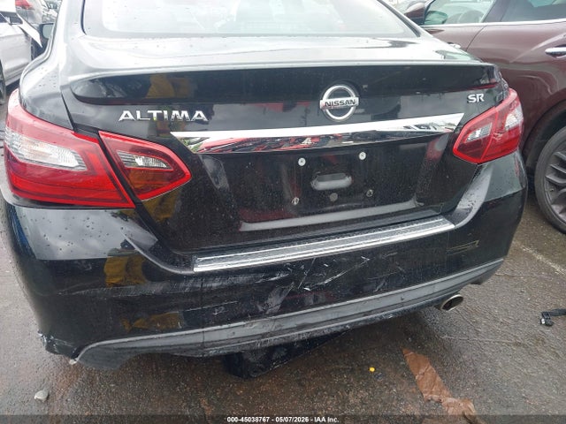 45038767 :رقم المزاد ، 1N4AL3AP4HN361387 vin ، 2017 Nissan Altima 2.5 Sr مزاد بيع