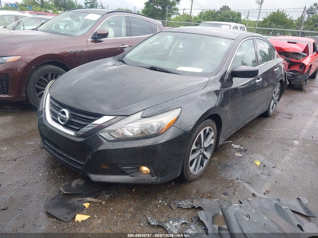 45038767 :رقم المزاد ، 1N4AL3AP4HN361387 vin ، 2017 Nissan Altima 2.5 Sr مزاد بيع