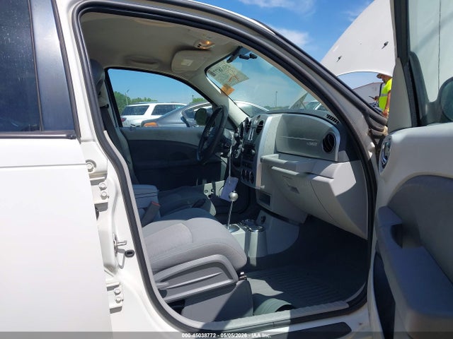 Продажа на аукционе авто 2010 Chrysler Pt Cruiser Classic, vin: 3A4GY5F94AT199935, номер лота: 45038772
