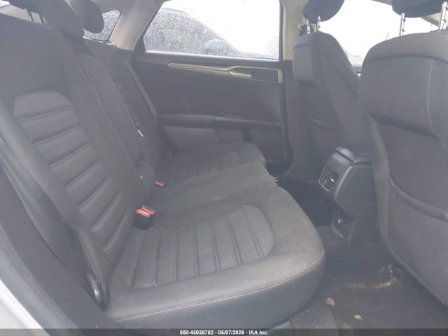 45038782 :رقم المزاد ، 3FA6P0LU9KR264217 vin ، 2019 Ford Fusion Hybrid Se مزاد بيع
