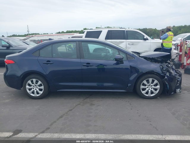 2022 Toyota Corolla Le მანქანა იყიდება აუქციონზე, vin: 5YFEPMAE5NP332032, აუქციონის ნომერი: 45038791