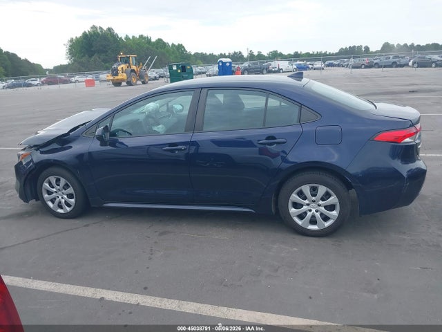 2022 Toyota Corolla Le მანქანა იყიდება აუქციონზე, vin: 5YFEPMAE5NP332032, აუქციონის ნომერი: 45038791