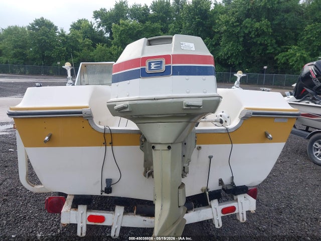 45038808 :رقم المزاد ، STR29275M748 vin ، 1974 Starcraft 15ft Boat مزاد بيع
