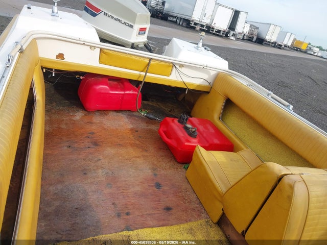 45038808 :رقم المزاد ، STR29275M748 vin ، 1974 Starcraft 15ft Boat مزاد بيع
