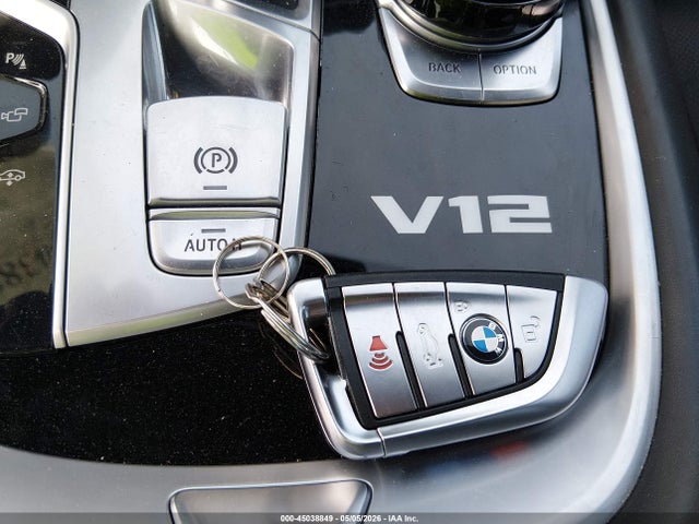 45038849 :رقم المزاد ، WBA7H6C56KG615063 vin ، 2019 Bmw M760i Xdrive مزاد بيع