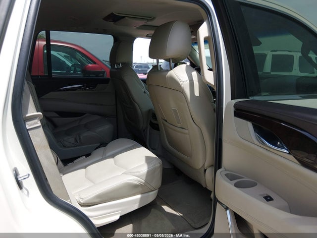 Продажа на аукционе авто 2015 Cadillac Escalade Luxury, vin: 1GYS4MKJ9FR521338, номер лота: 45038891