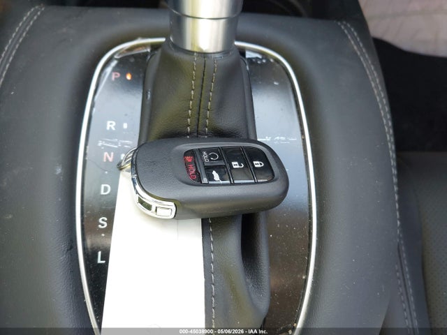 Продажа на аукционе авто 2025 Honda Hr-v 2wd Ex-l, vin: 3CZRZ1H77SM750929, номер лота: 45038900