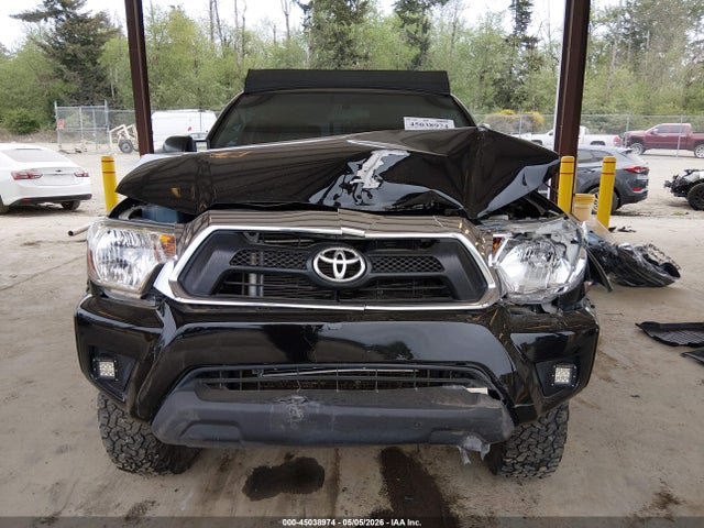 2015 Toyota Tacoma Base V6 მანქანა იყიდება აუქციონზე, vin: 3TMLU4EN0FM170071, აუქციონის ნომერი: 45038974