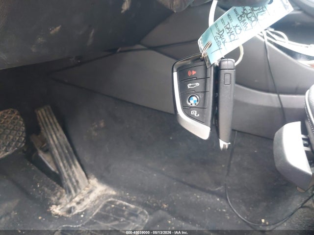 45039000 :رقم المزاد ، 5UXTY5C05L9D56556 vin ، 2020 Bmw X3 Xdrive30i مزاد بيع