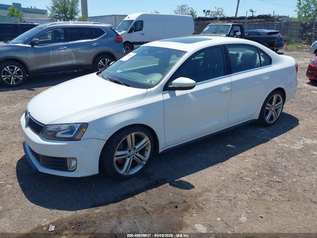 3VW4T7AJ8FM284490 Volkswagen Jetta 2.0t Gli Sel