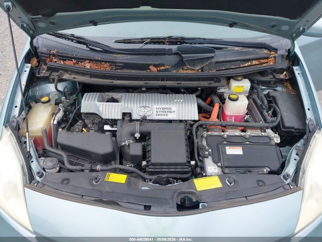 45039041 :رقم المزاد ، JTDKN3DU7D1732389 vin ، 2013 Toyota Prius Two مزاد بيع