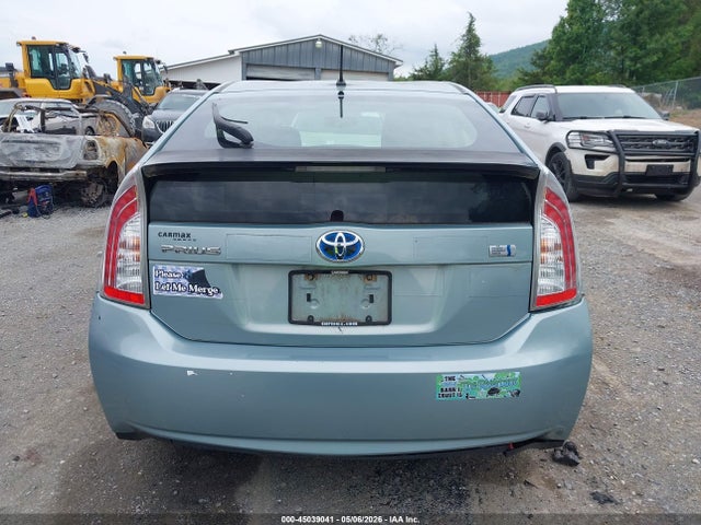 45039041 :رقم المزاد ، JTDKN3DU7D1732389 vin ، 2013 Toyota Prius Two مزاد بيع