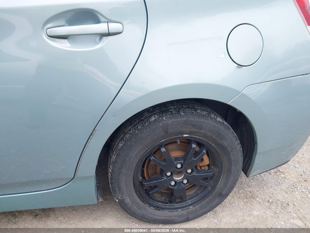 45039041 :رقم المزاد ، JTDKN3DU7D1732389 vin ، 2013 Toyota Prius Two مزاد بيع