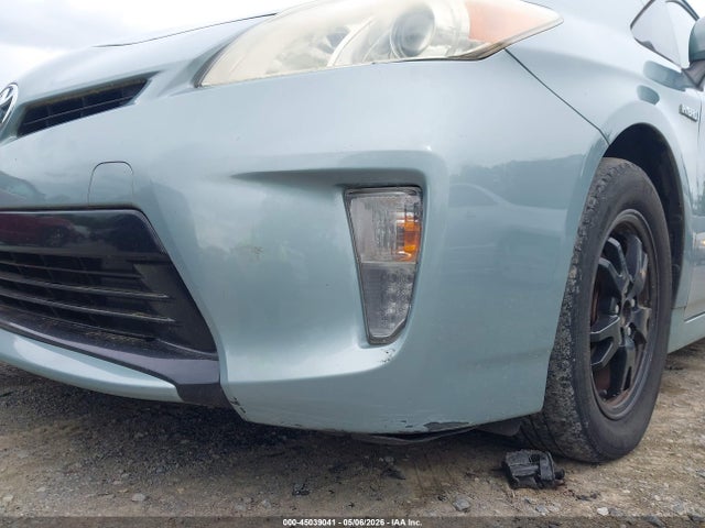 45039041 :رقم المزاد ، JTDKN3DU7D1732389 vin ، 2013 Toyota Prius Two مزاد بيع