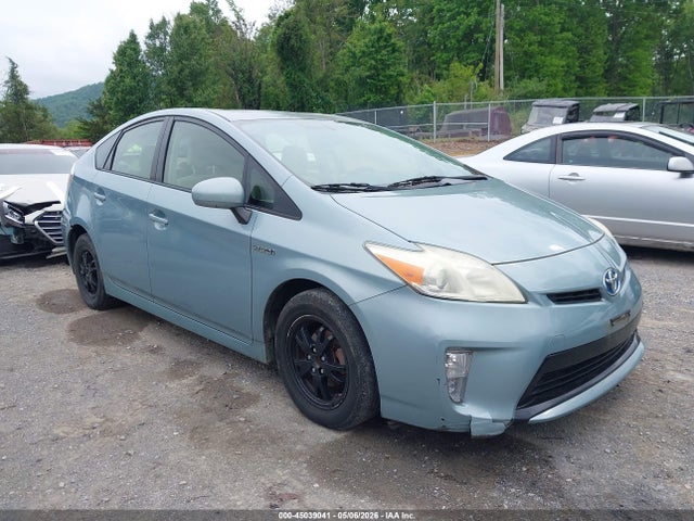 45039041 :رقم المزاد ، JTDKN3DU7D1732389 vin ، 2013 Toyota Prius Two مزاد بيع