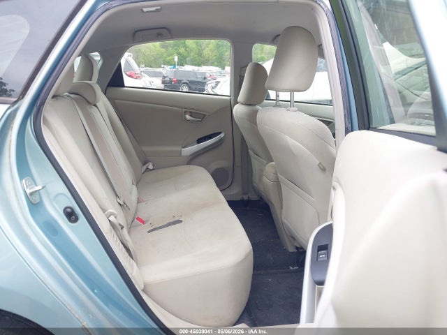 45039041 :رقم المزاد ، JTDKN3DU7D1732389 vin ، 2013 Toyota Prius Two مزاد بيع