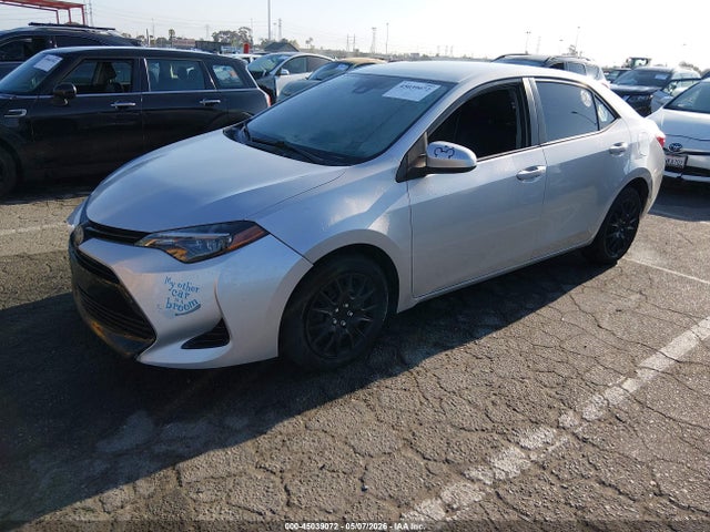 Toyota COROLLA LE 2017 5YFBURHE5HP639719 Image 2