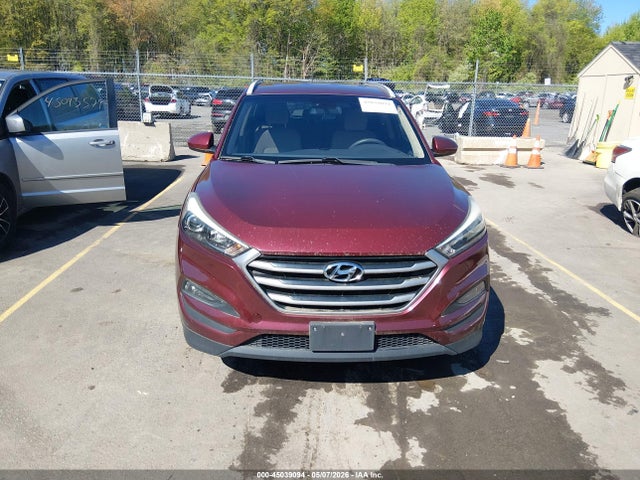 45039094 :رقم المزاد ، KM8J3CA44HU482065 vin ، 2017 Hyundai Tucson Se مزاد بيع