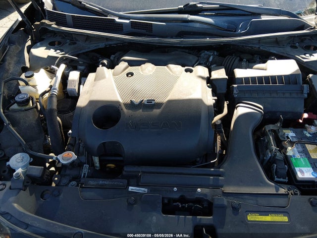 1N4AA6AP4GC437028 Nissan Maxima 3.5 Platinum