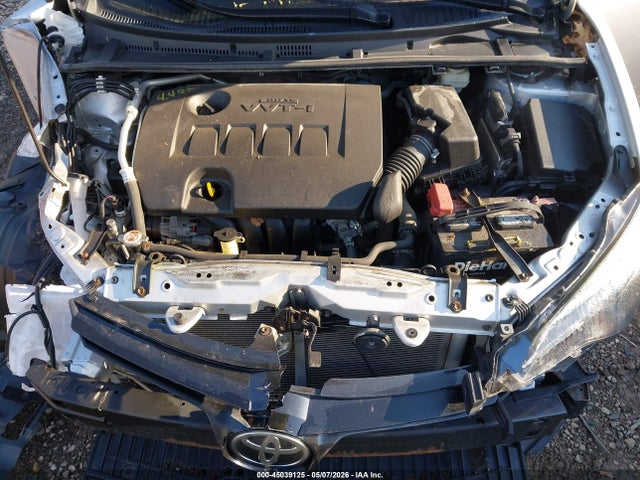 45039125 :رقم المزاد ، 2T1BURHE4JC050425 vin ، 2018 Toyota Corolla Le مزاد بيع