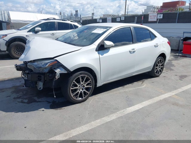 Toyota Corolla Se Special Edition 2017 5YFBURHE4HP636892 Image 2