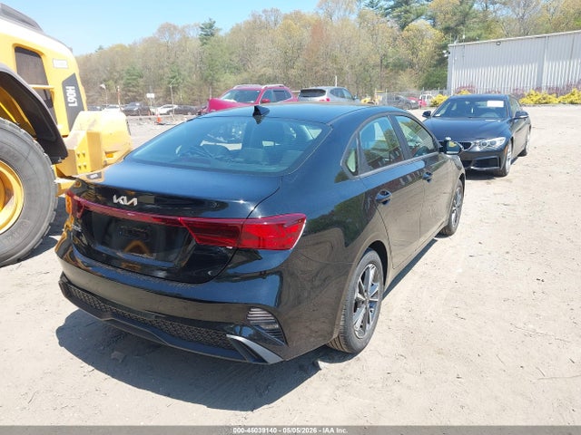 45039140 :رقم المزاد ، 3KPF24AD5RE705426 vin ، 2024 Kia Forte Lxs مزاد بيع