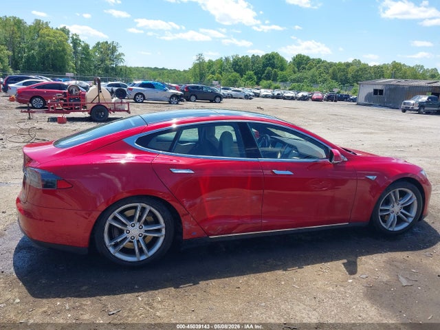 2016 Tesla Model S 60d/70d/75d/85d/90d მანქანა იყიდება აუქციონზე, vin: 5YJSA1E2XGF131440, აუქციონის ნომერი: 45039143