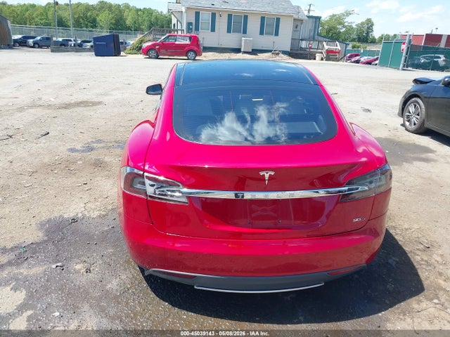 2016 Tesla Model S 60d/70d/75d/85d/90d მანქანა იყიდება აუქციონზე, vin: 5YJSA1E2XGF131440, აუქციონის ნომერი: 45039143