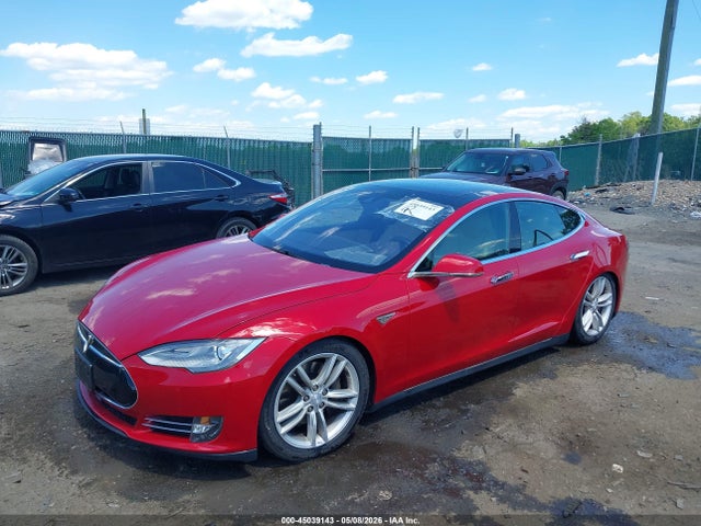 2016 Tesla Model S 60d/70d/75d/85d/90d მანქანა იყიდება აუქციონზე, vin: 5YJSA1E2XGF131440, აუქციონის ნომერი: 45039143