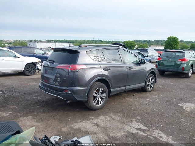 45039192 :رقم المزاد ، JTMRFREV5JJ198830 vin ، 2018 Toyota Rav4 Xle مزاد بيع