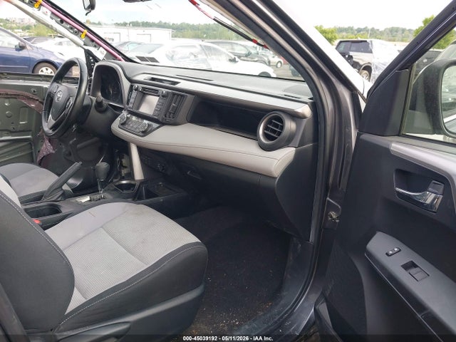 45039192 :رقم المزاد ، JTMRFREV5JJ198830 vin ، 2018 Toyota Rav4 Xle مزاد بيع
