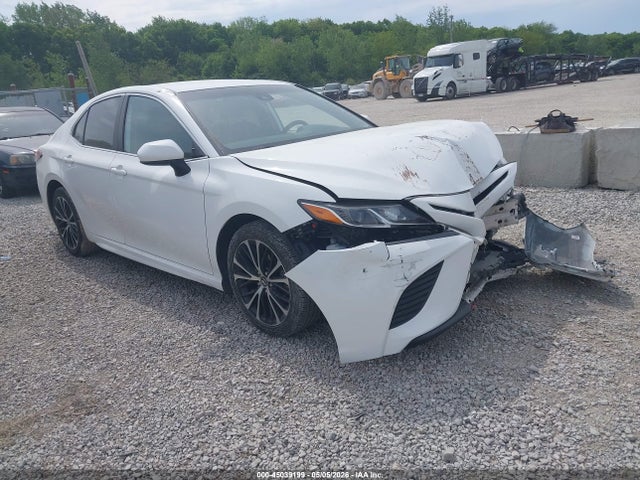 45039199 :رقم المزاد ، 4T1B11HK3KU211766 vin ، 2019 Toyota Camry Se مزاد بيع