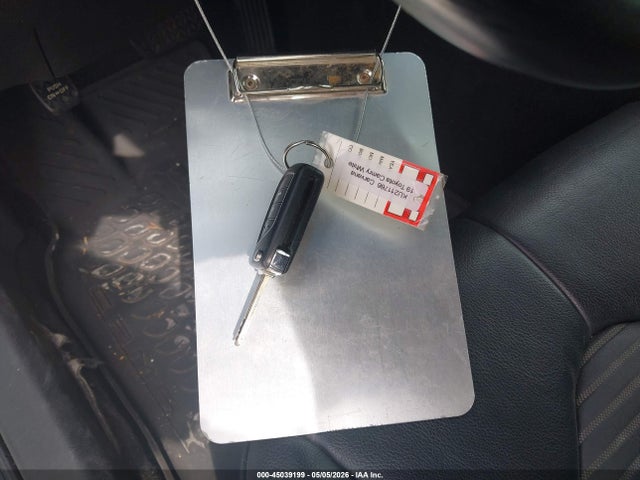 45039199 :رقم المزاد ، 4T1B11HK3KU211766 vin ، 2019 Toyota Camry Se مزاد بيع