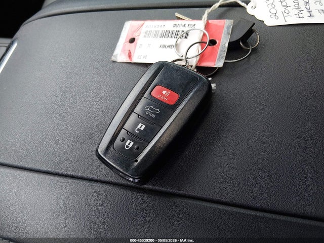 45039200 :رقم المزاد ، 5TDKDRBH8PS016247 vin ، 2023 Toyota Highlander Xle مزاد بيع