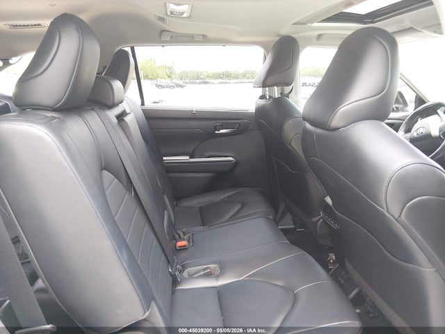 45039200 :رقم المزاد ، 5TDKDRBH8PS016247 vin ، 2023 Toyota Highlander Xle مزاد بيع