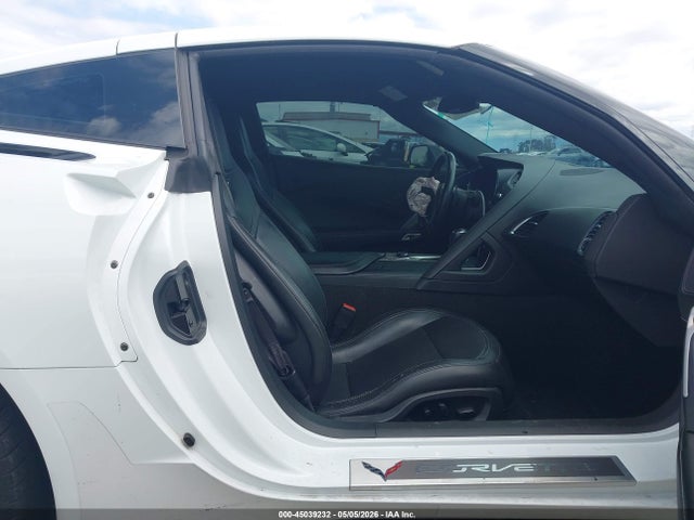 Продаж на аукціоні авто 2017 Chevrolet Corvette Stingray Z51, vin: 1G1YK2D75H5113322, номер лоту: 45039232
