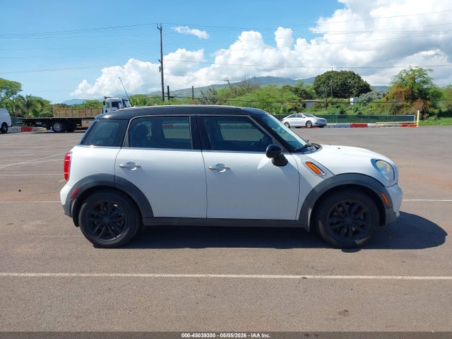 Mini Countryman Cooper 2015 WMWZB3C5XFWR45034 Image 13