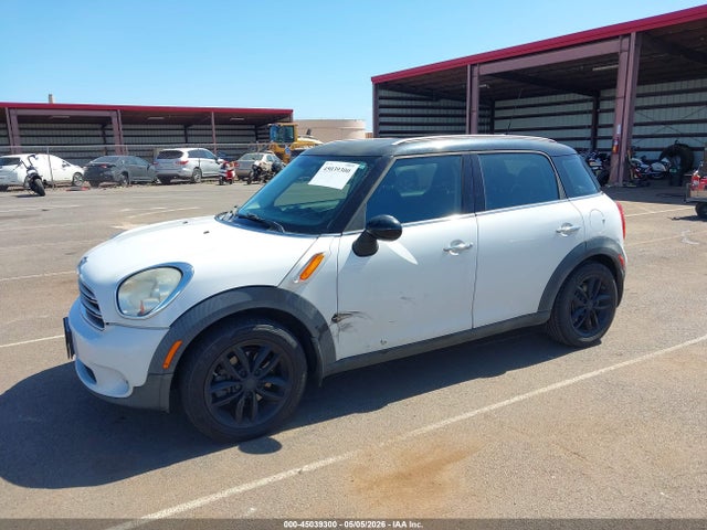 Mini Countryman Cooper 2015 WMWZB3C5XFWR45034 Image 2