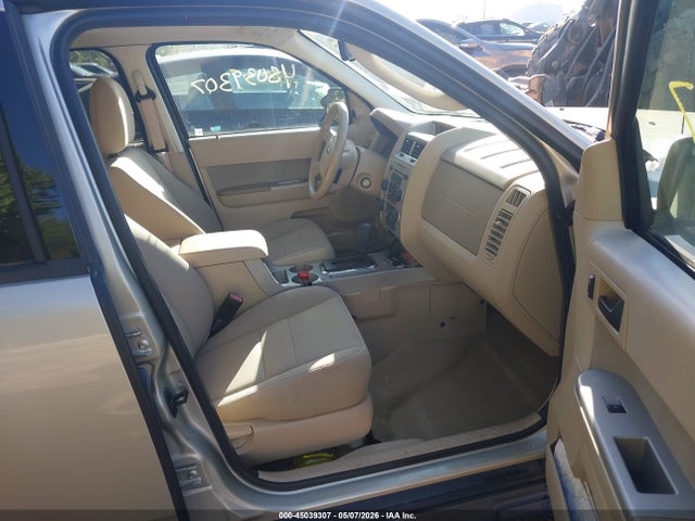 45039307 :رقم المزاد ، 1FMCU0DGXBKB78042 vin ، 2011 Ford Escape Xlt مزاد بيع