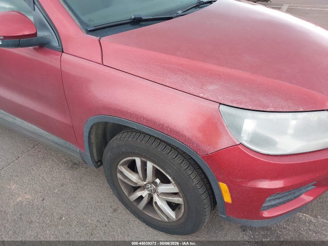 WVGBV7AX0FW094624 Volkswagen TIGUAN S