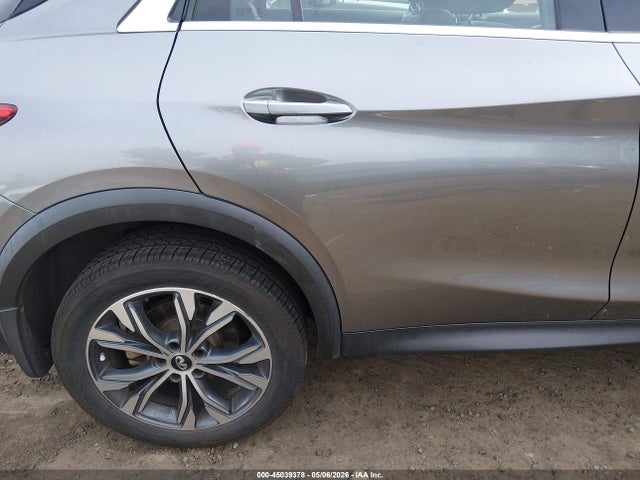 Продаж на аукціоні авто 2017 Infiniti Qx30 Premium, vin: SJKCH5CR5HA024763, номер лоту: 45039378