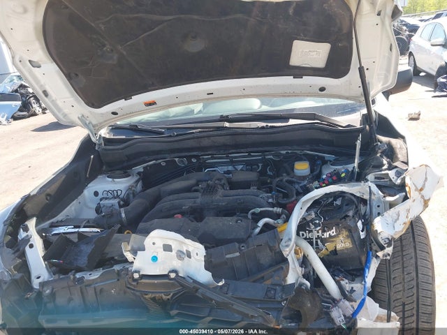 45039410 :رقم المزاد ، JF2SJAAC8JH448334 vin ، 2018 Subaru Forester 2.5i مزاد بيع